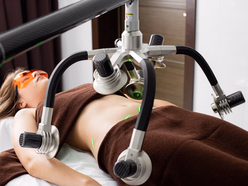 RF body contouring and slimming treatment in Model Town Multan - Elixir Aesthetics